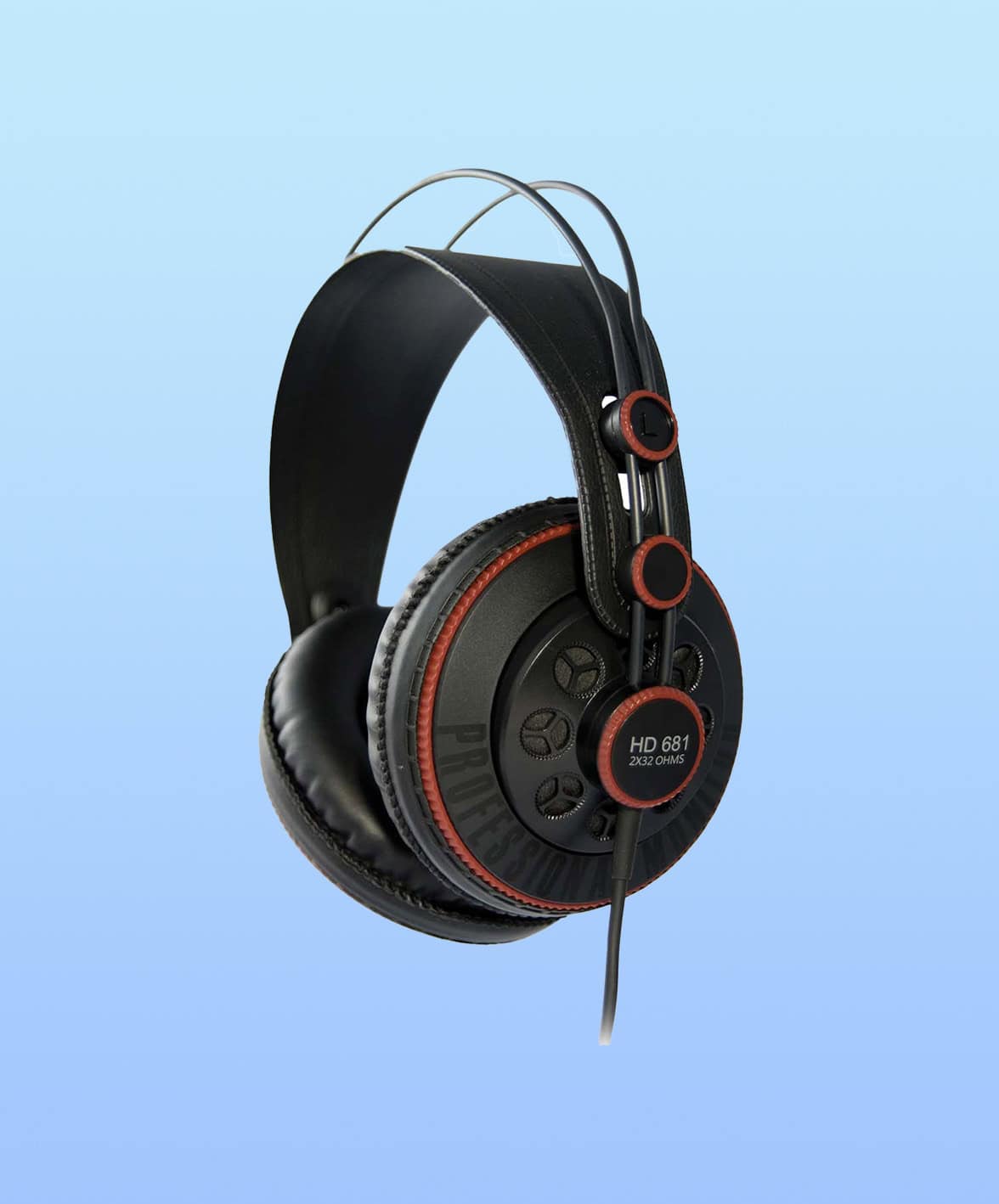 Superlux HD681